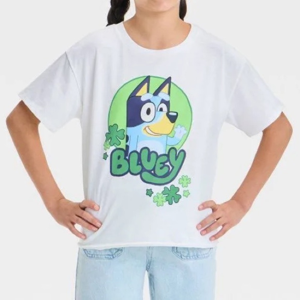 Girls’ Short Sleeve St. Patrick’s Day Bluey Graphic Shirt - White M